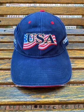 Lowe’s Valspar Severe Weather Top Choice USA patriotic hat